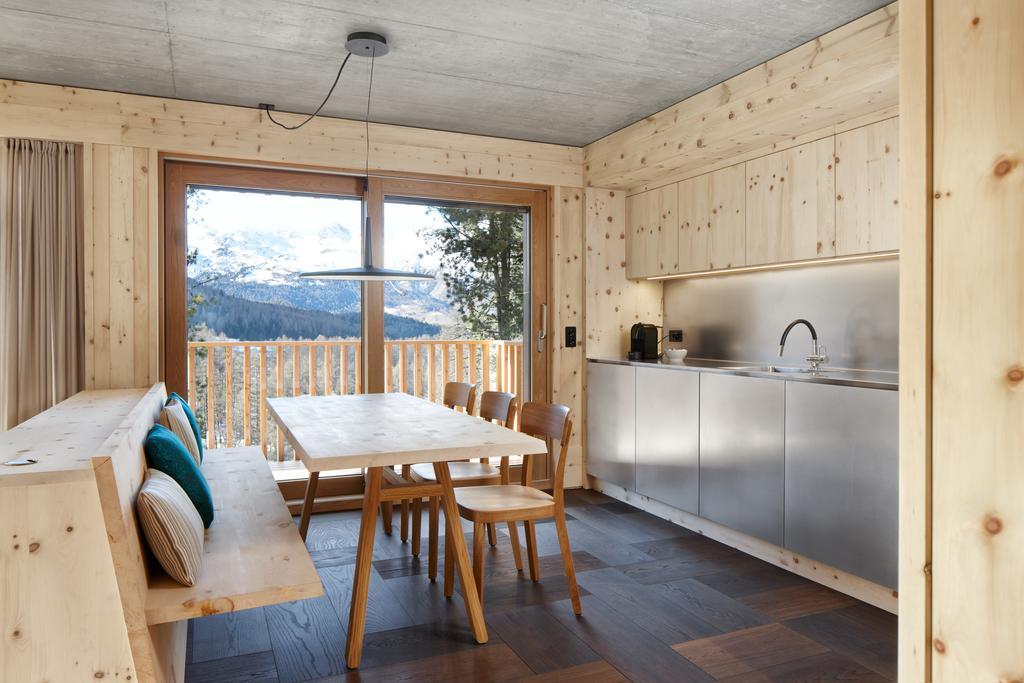 Alpine Lodge Chesa Al Parc Pontresina Room photo